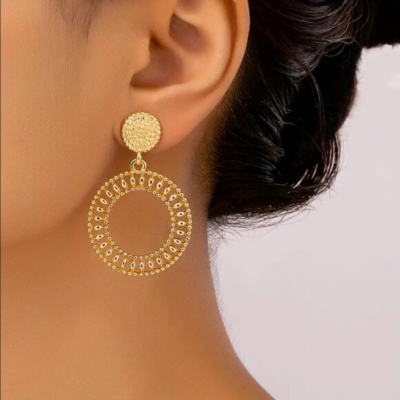 14K Gold Womens Large Hanging Drop Hoop Earrings Ladies Etched 14 K Hoops NEW